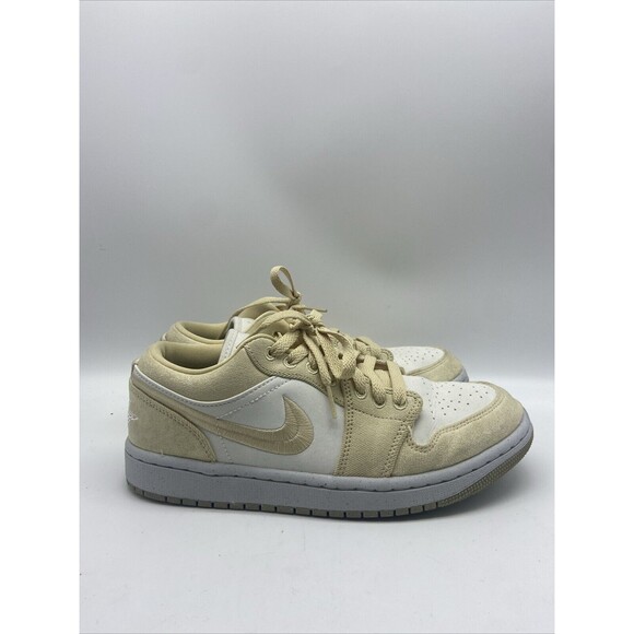 Nike Air Jordan‎ 1 Low SE Team Gold FN3722-701 Womens Size 8 - Picture 1 of 13